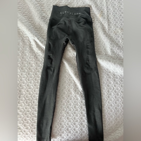 Grey Alphalete pants - Picture 3 of 5